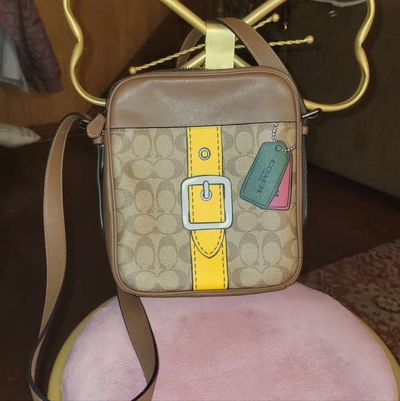 Coach Handbags - Coach Crossbody